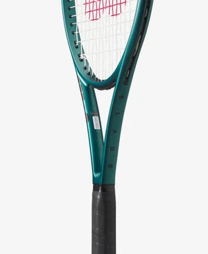 Blade 100 V9 Tennis Racket Unstrung